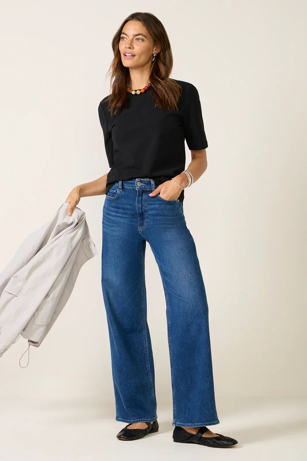 Short Sleeve Crewneck Elbow Tee