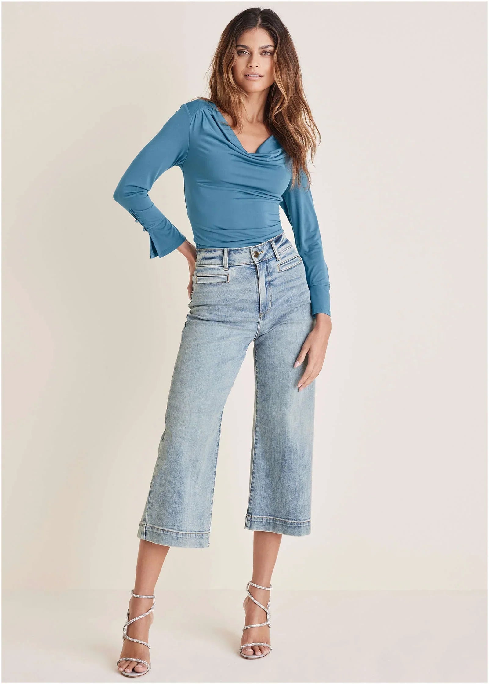 Sophia Wide Leg Crop Jeans Light Wash