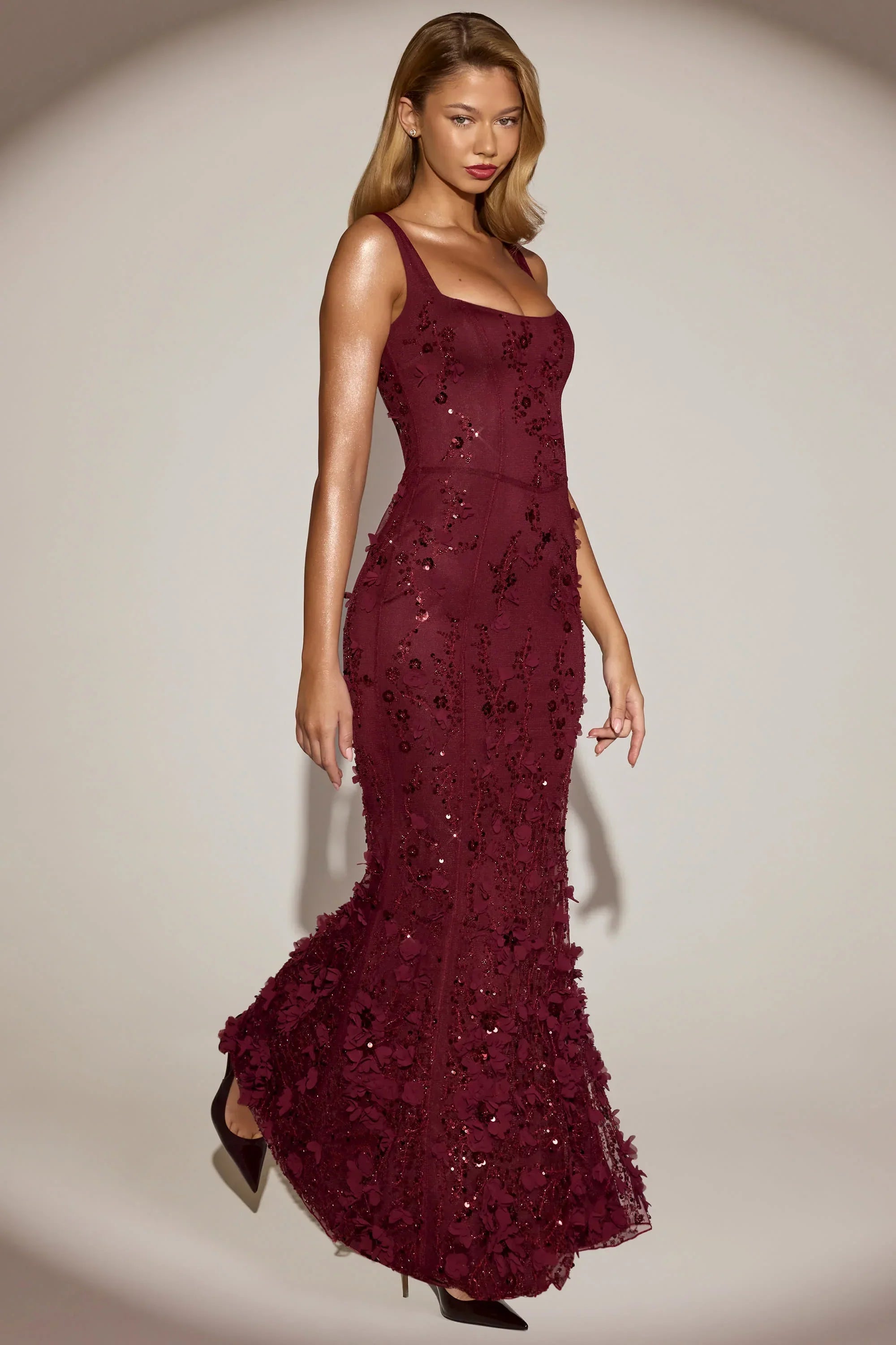 Embellished Appliqué Soft Scoop Corset Gown in Wine Red