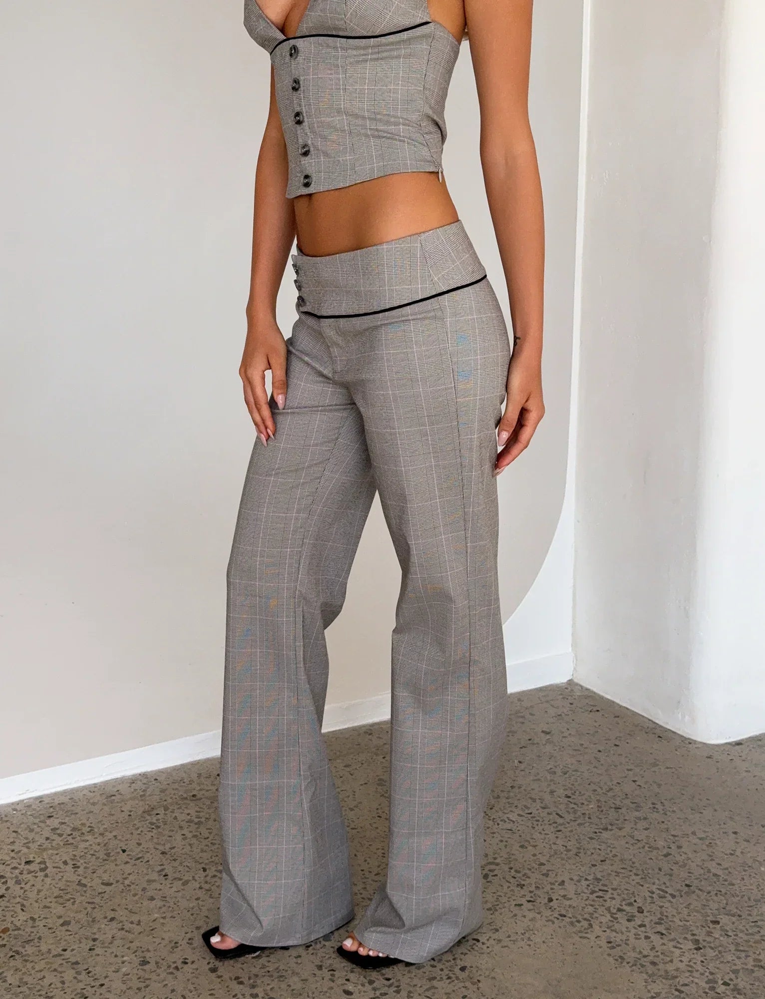 TERESIA PANT GREY CHECK