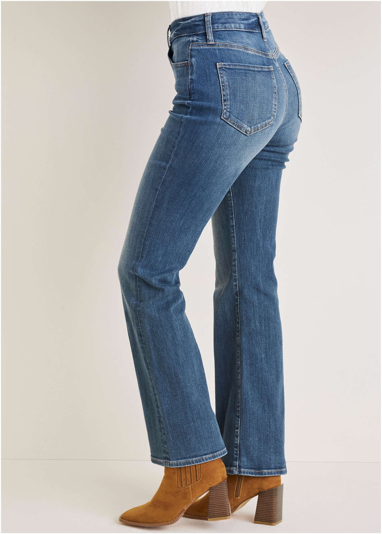 Penelope Modern Flare Jeans Medium Wash