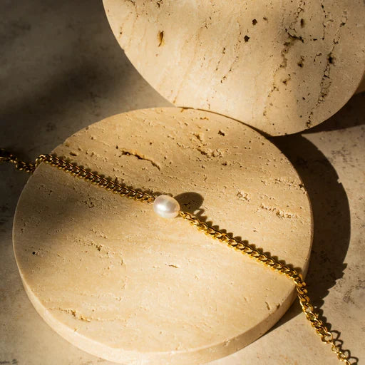 Izzy Pearl Gold Bracelet