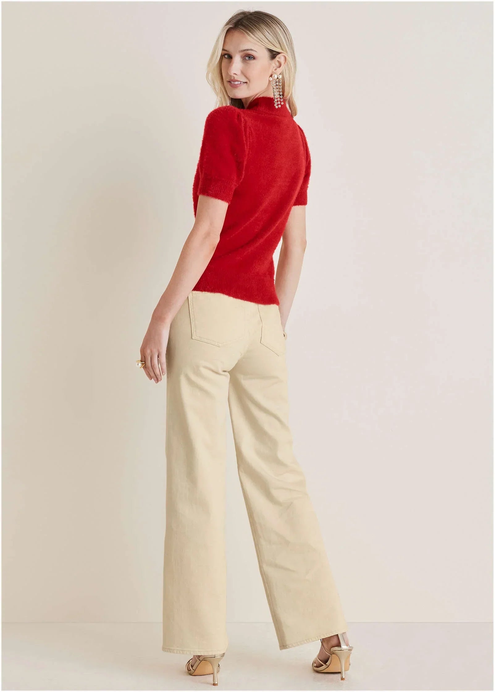 Keyhole Sweater Haute Red