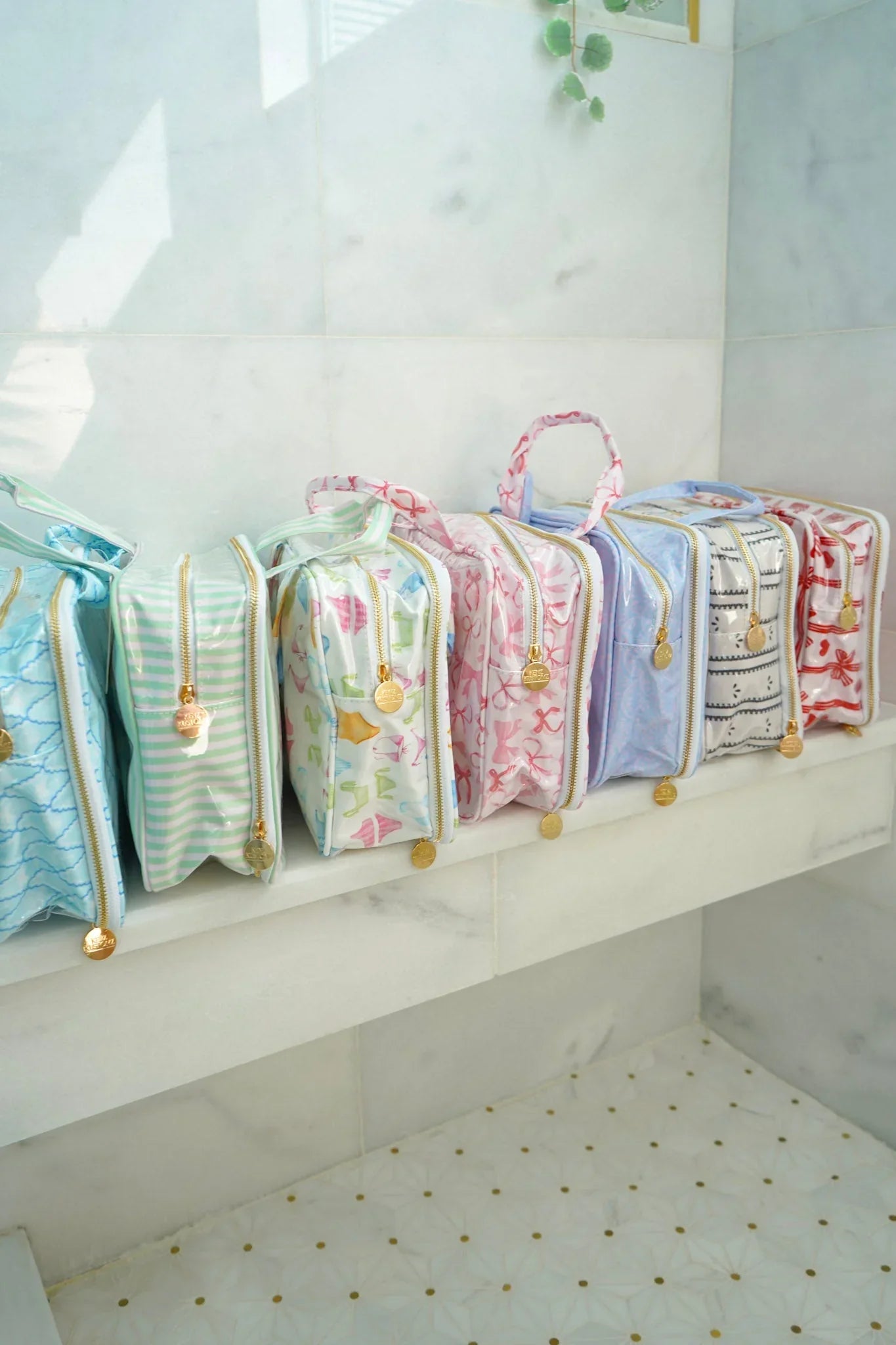 KenzKustomz Clear Coat Toiletry Case