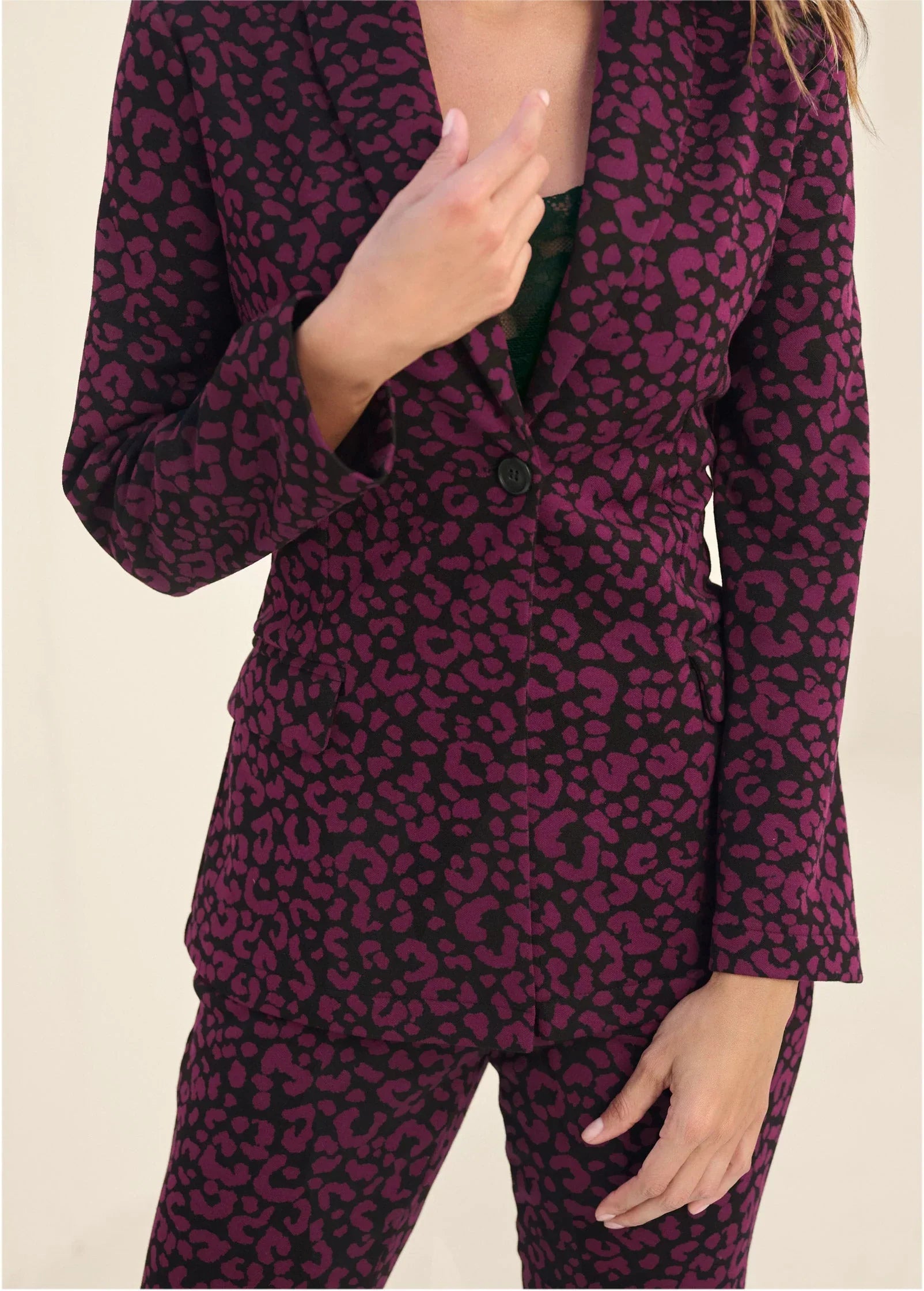 Leopard Kick Flare Suit Set Wine