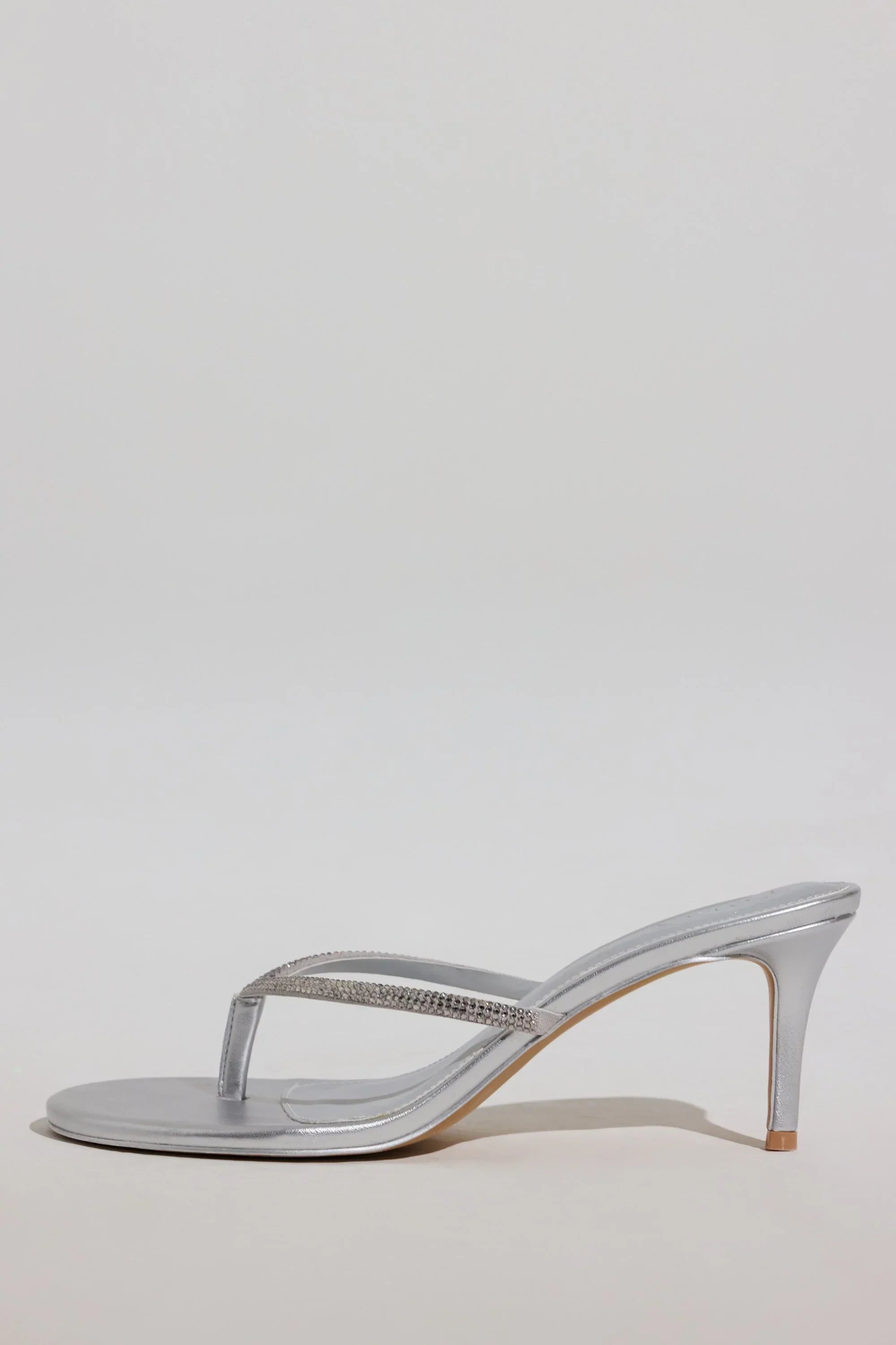 Heeled Sandal in Silver