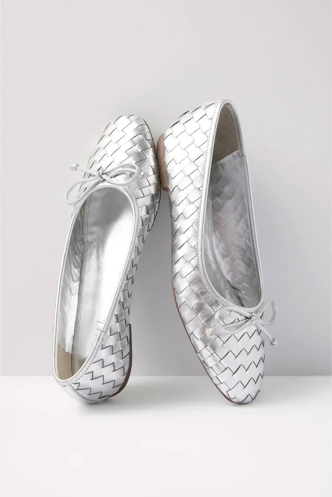 Arissa Woven