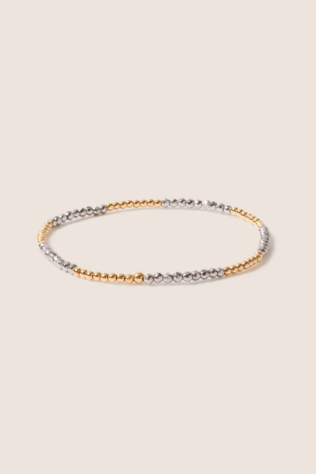 Blissful Pattern 2mm Bead Bracelet Silver Facete