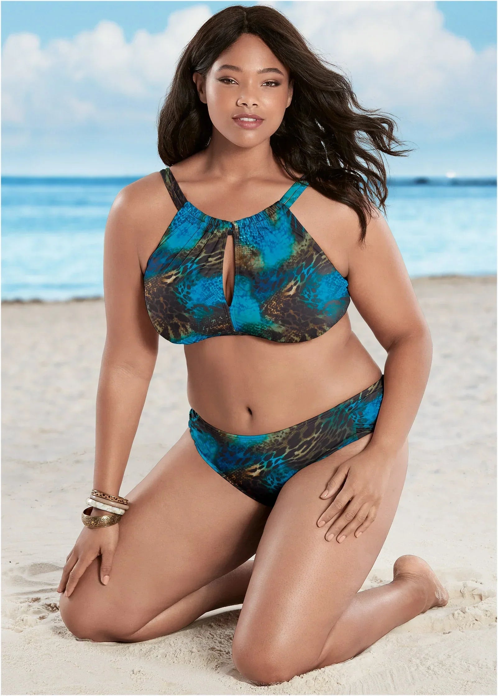 Keyhole High Neck Top Mystique