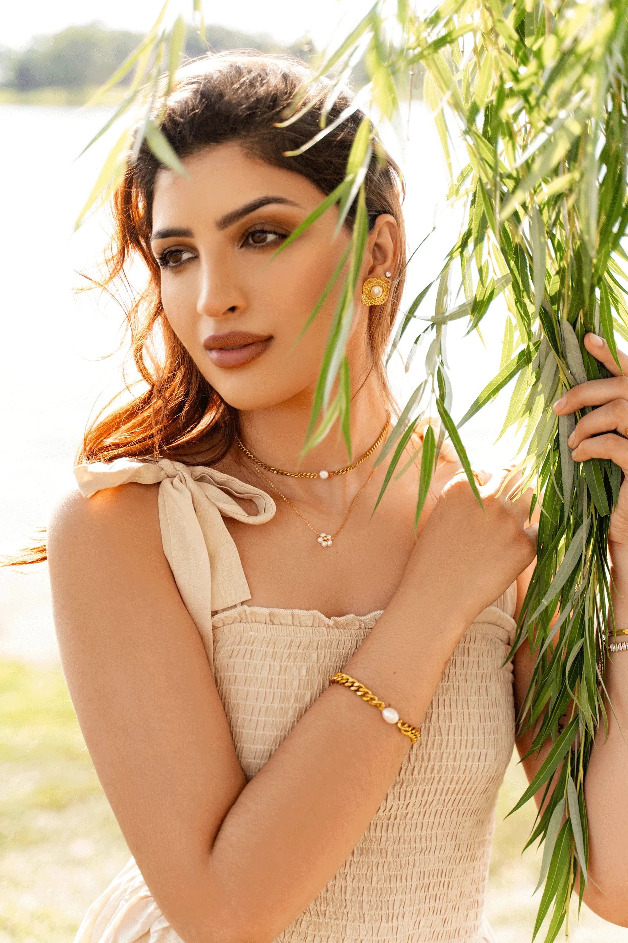 Izzy Pearl Gold Choker Necklace