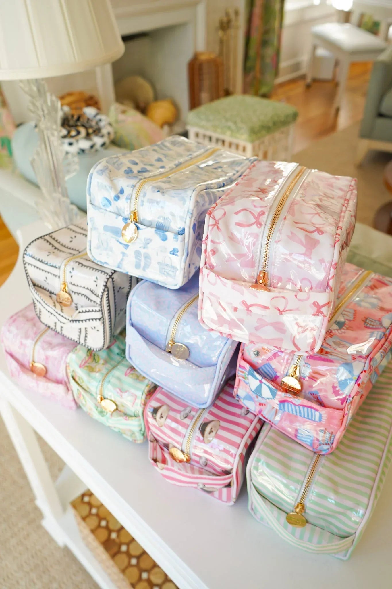 KenzKustomz Clear Coat Toiletry Dopp Kit