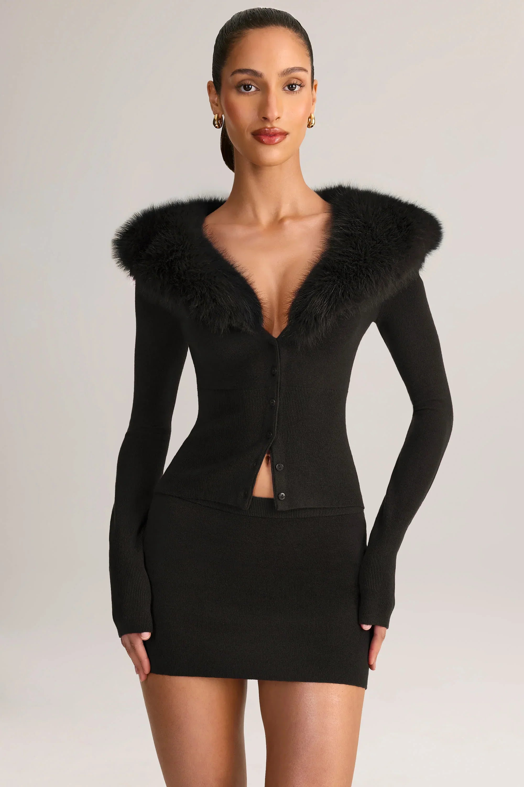 Knit Mid Rise Mini Skirt in Black