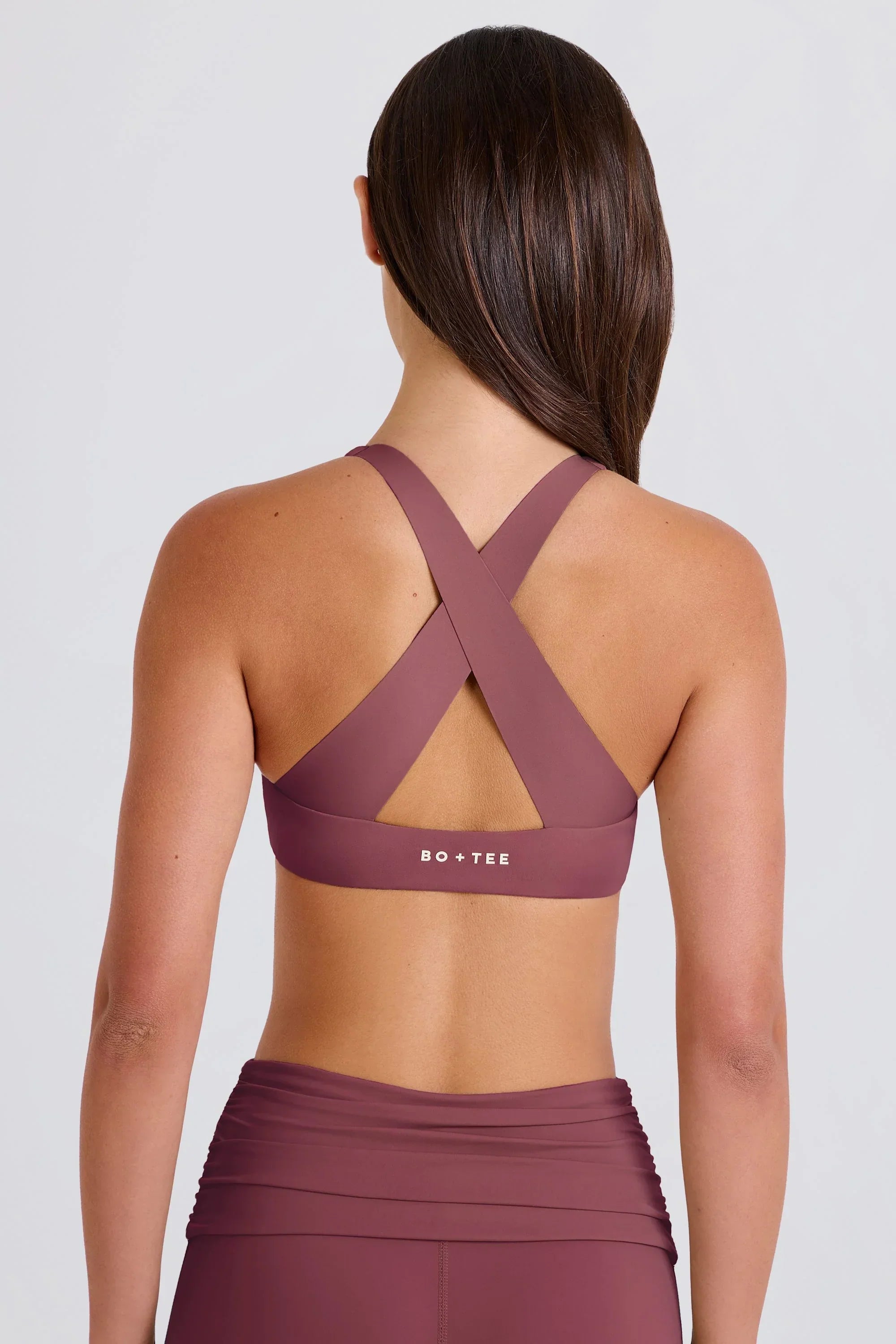Crossback V Neck Sports Bra in Acai
