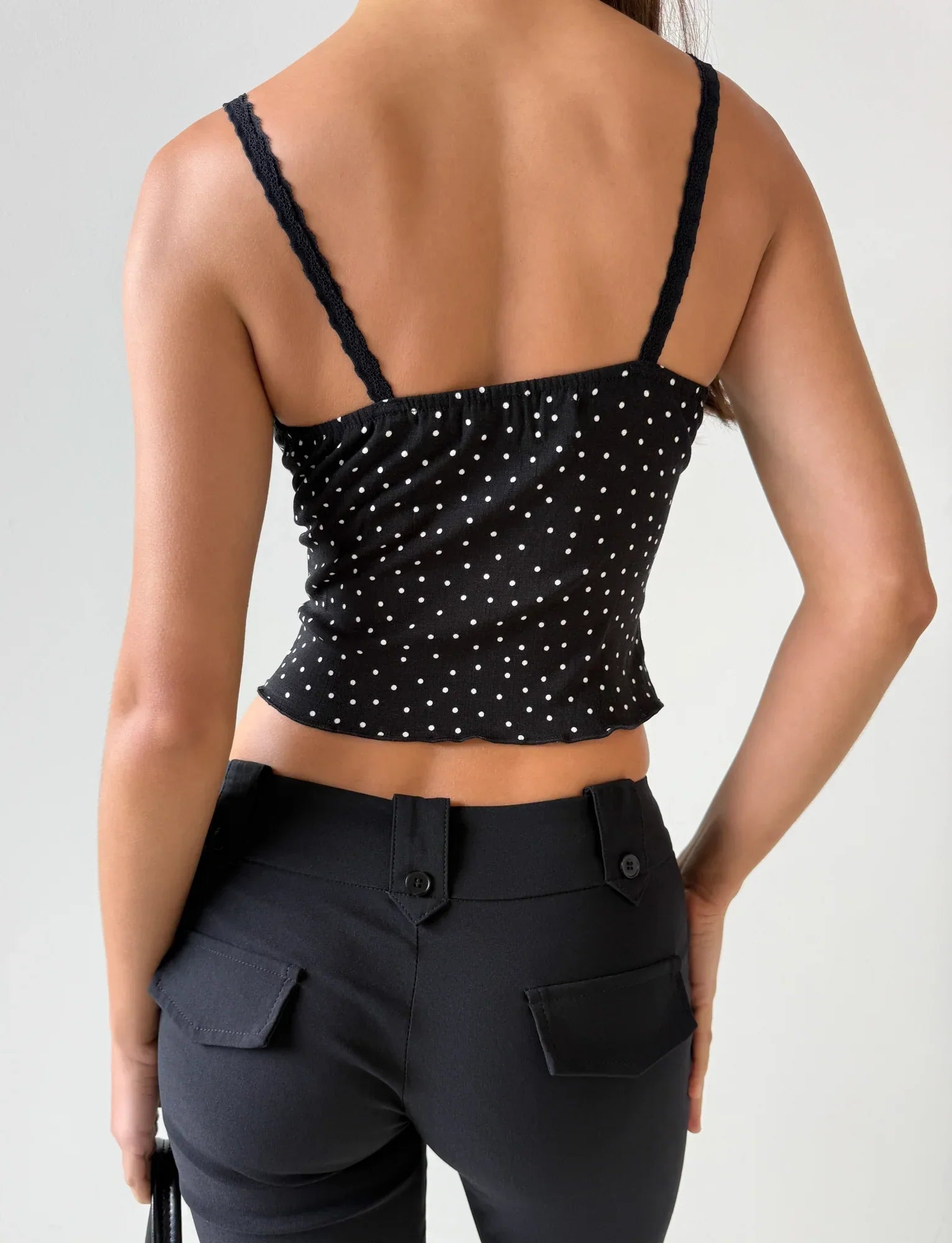 BAILEE CAMI TOP BLACK POLKA