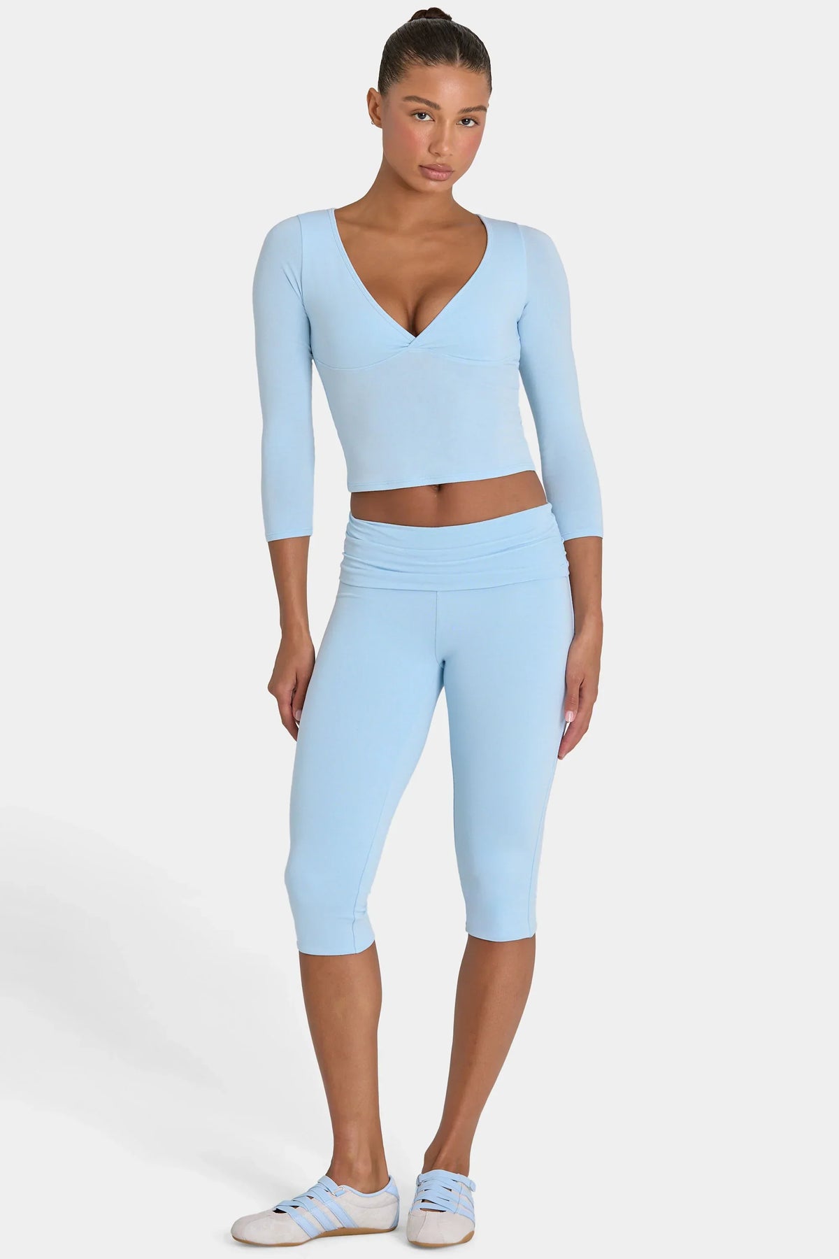 ButterCloud Capri Leggings in Sky