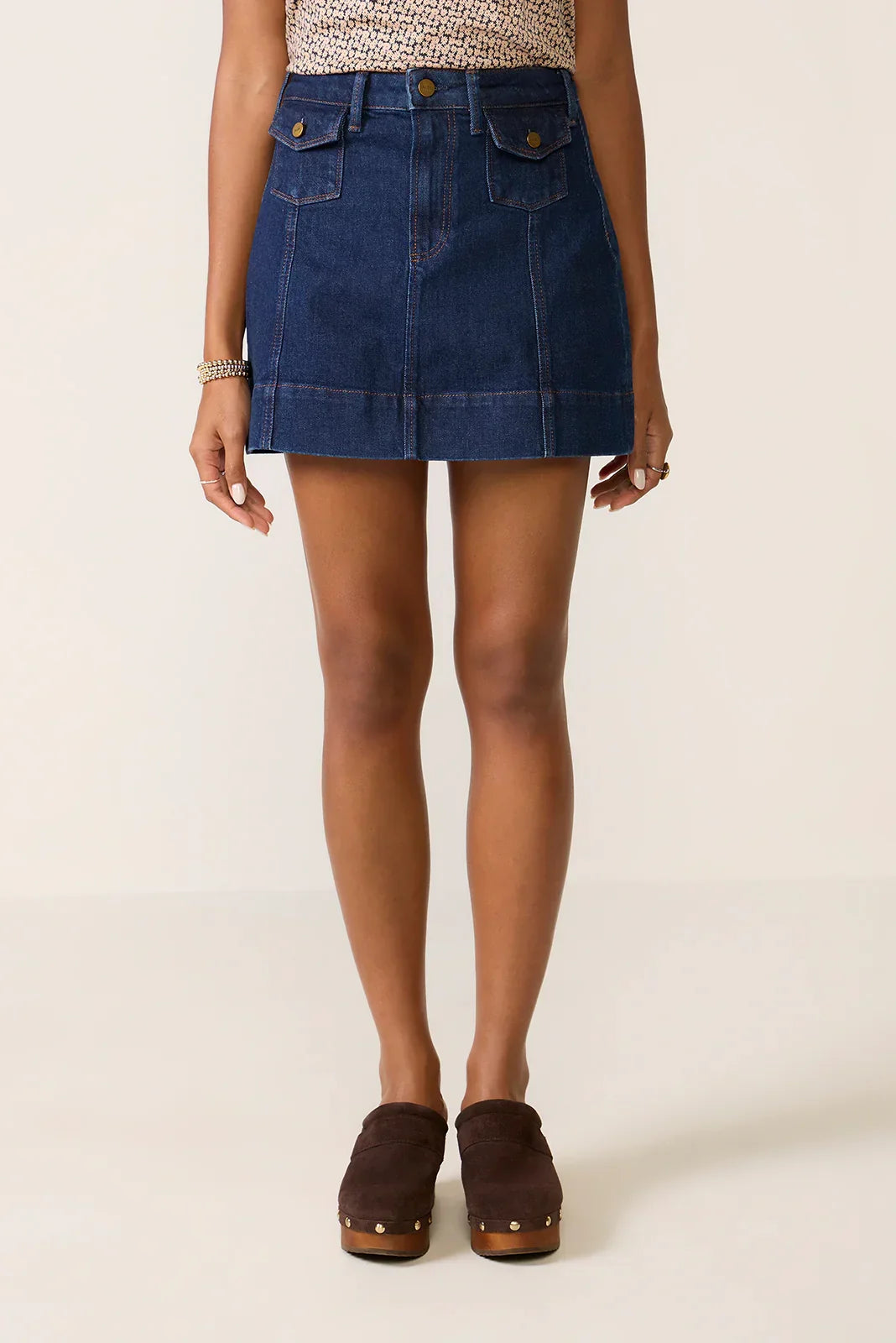 Janelle Mini Skirt w Patch Pockets