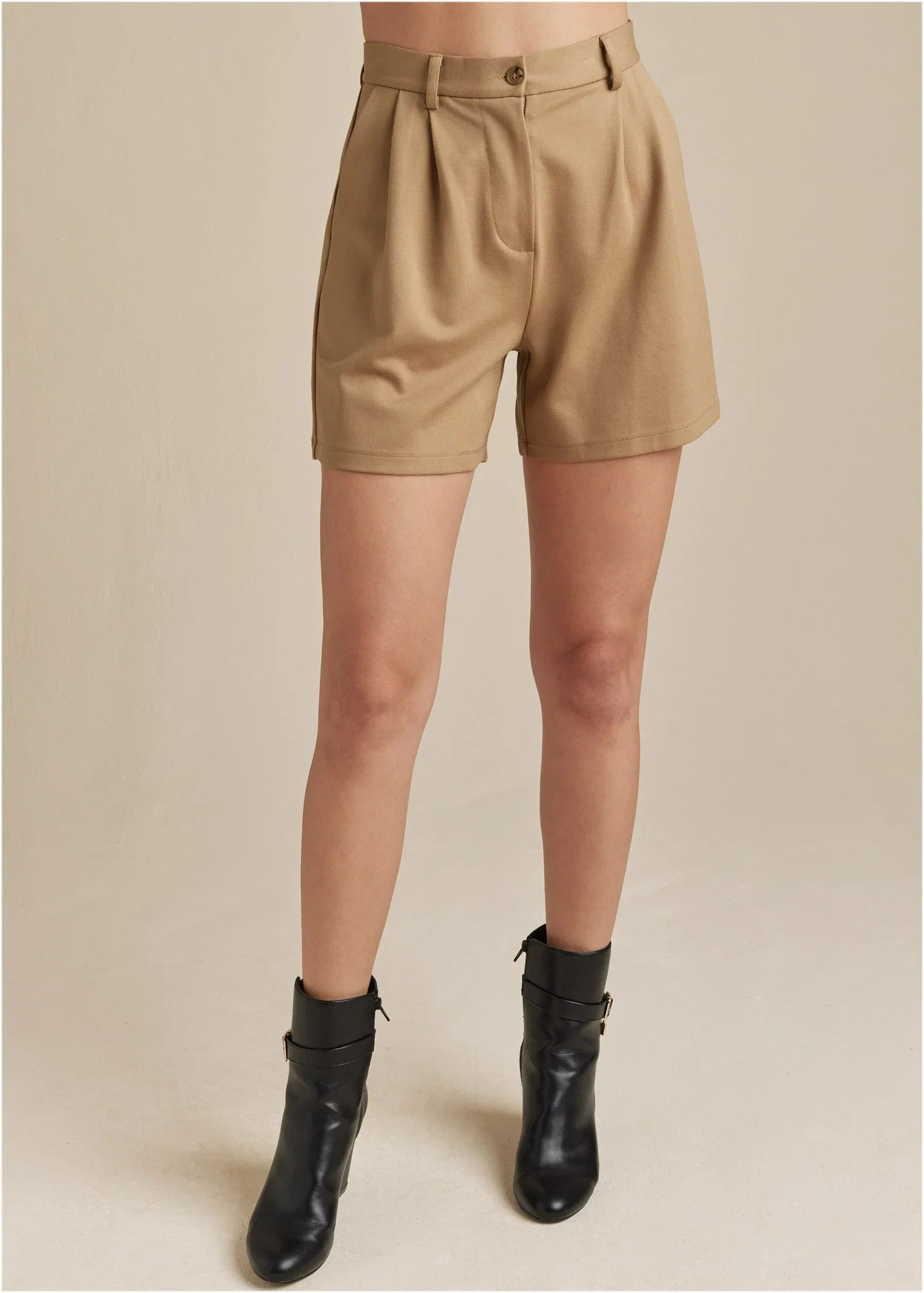 Sleeveless Blazer Short Set Camel