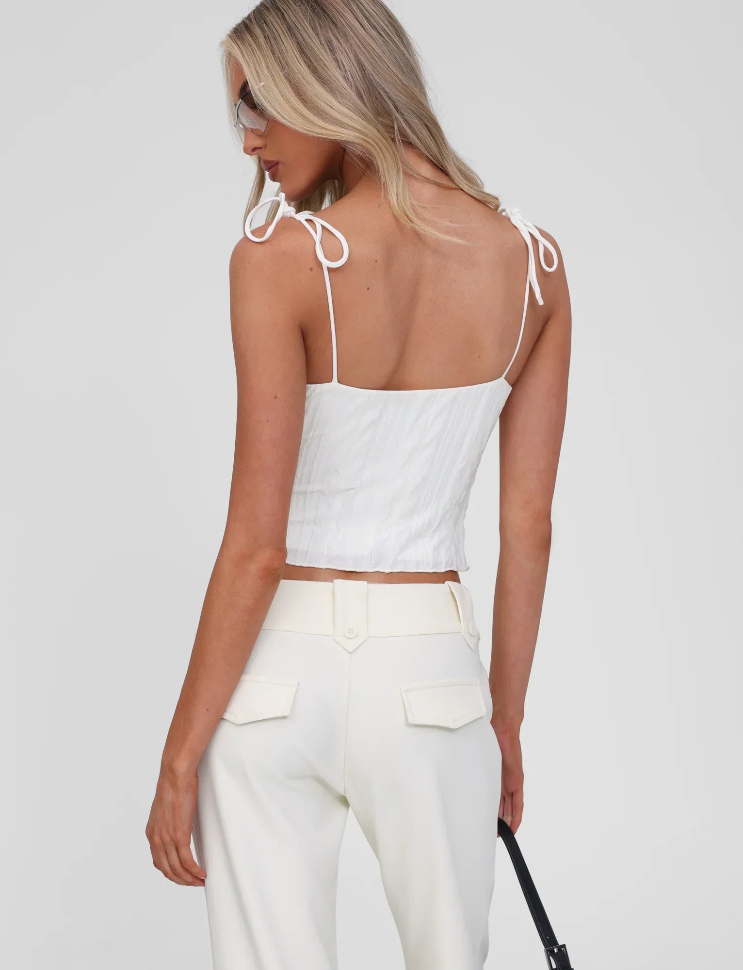 RANIA TOP OFF WHITE