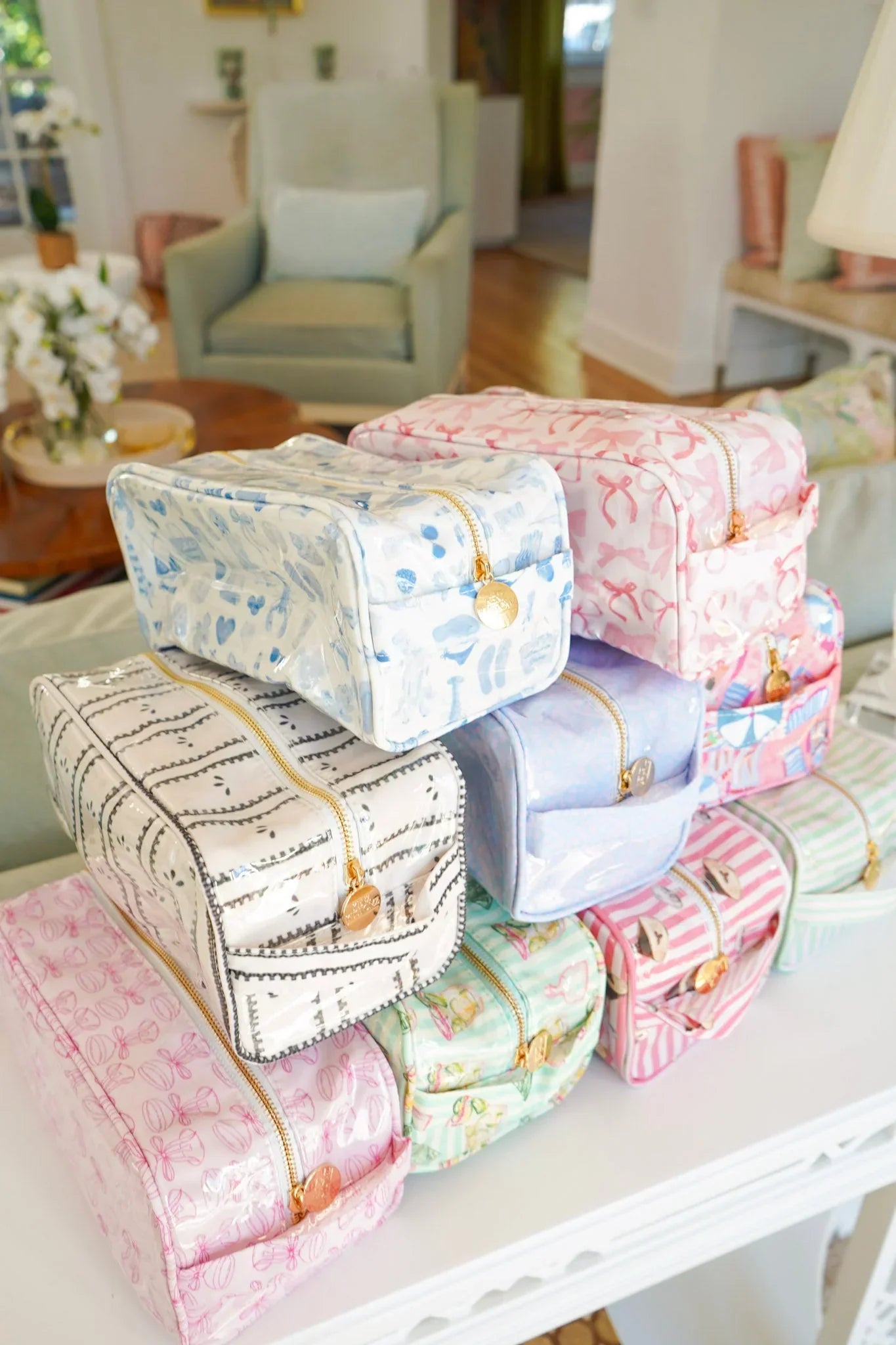 KenzKustomz Clear Coat Toiletry Dopp Kit