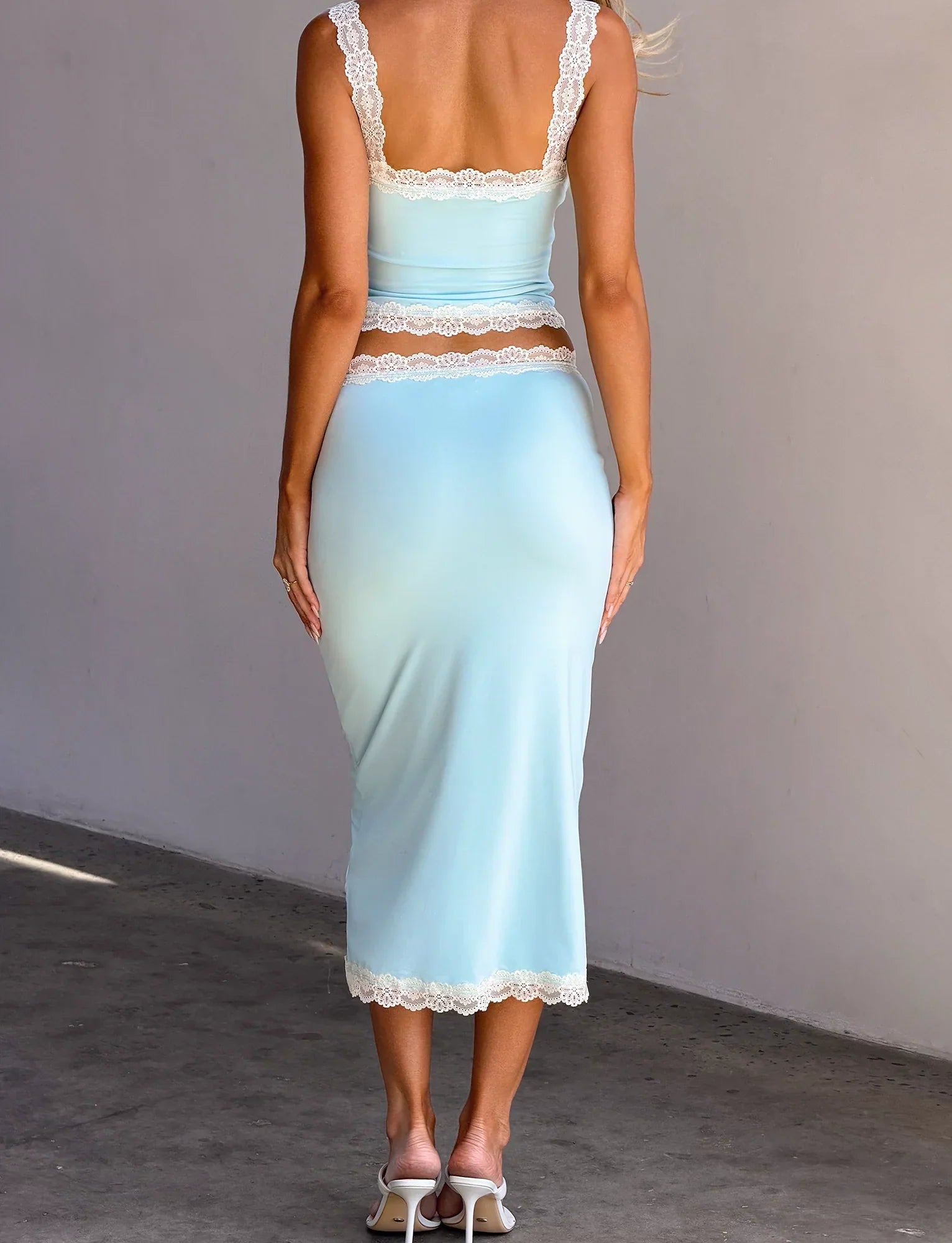 NOVA MIDI SKIRT BLUE
