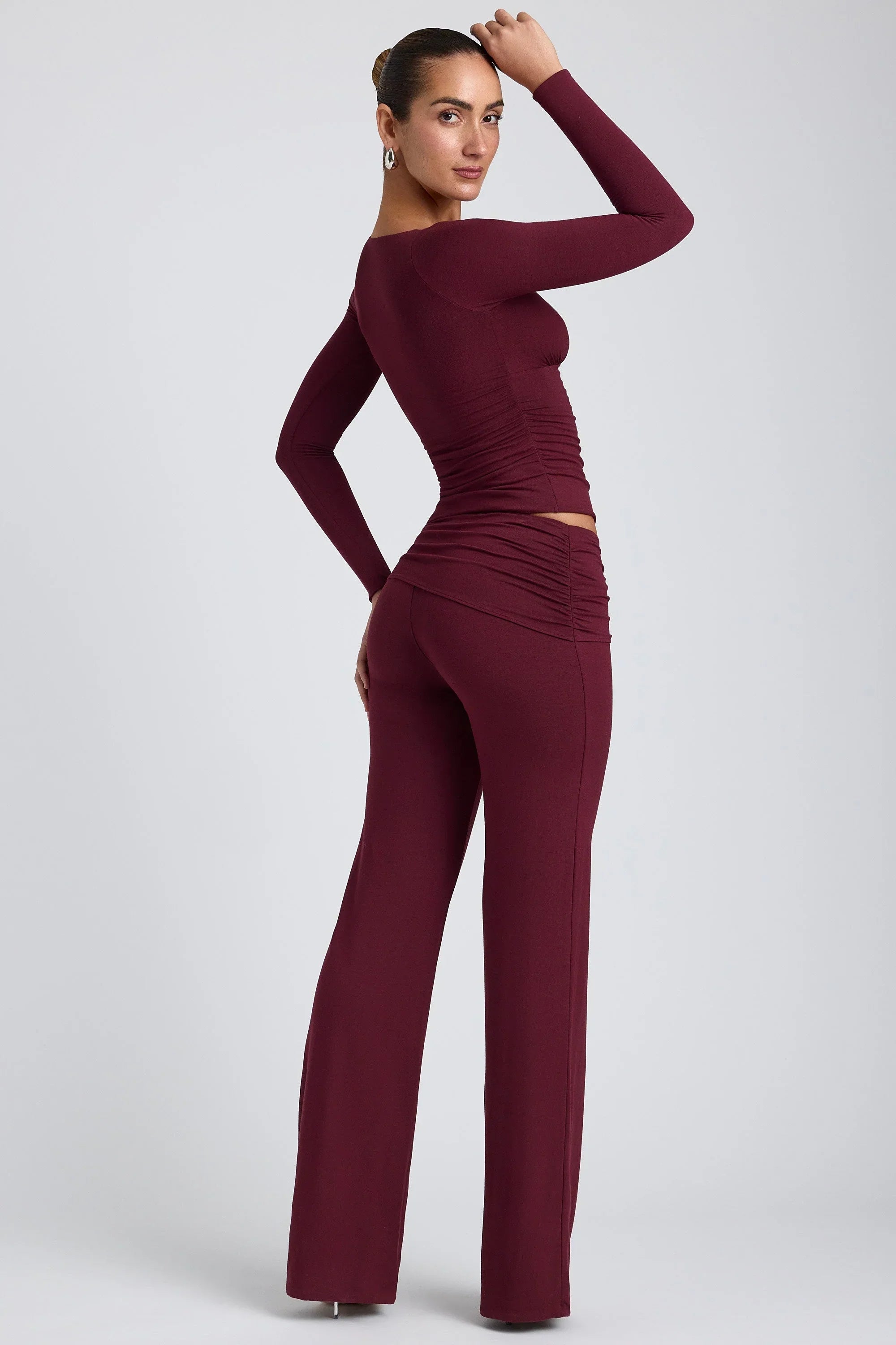 Mid Rise Straight Leg Trousers in Plum