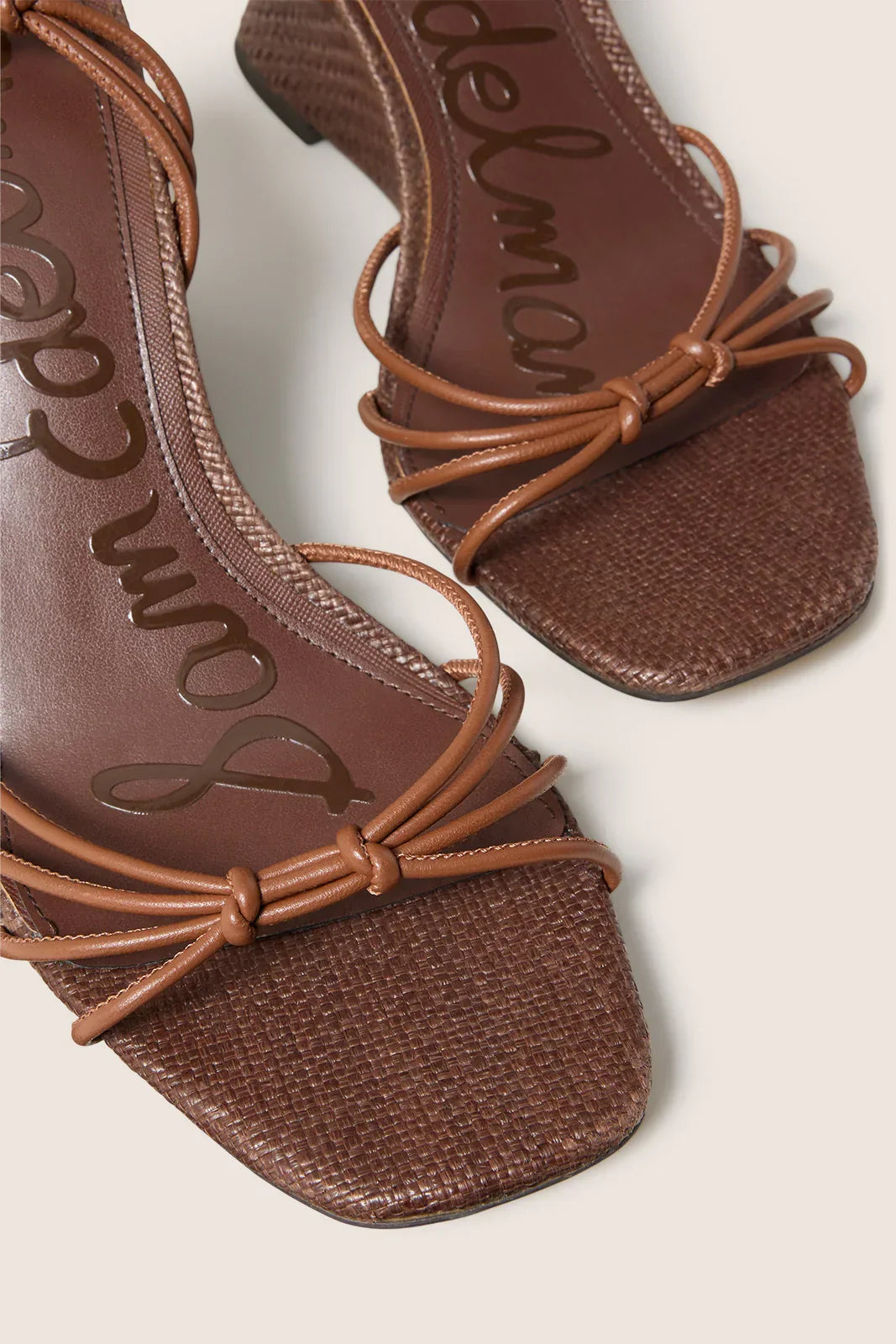 Daxton Wedge