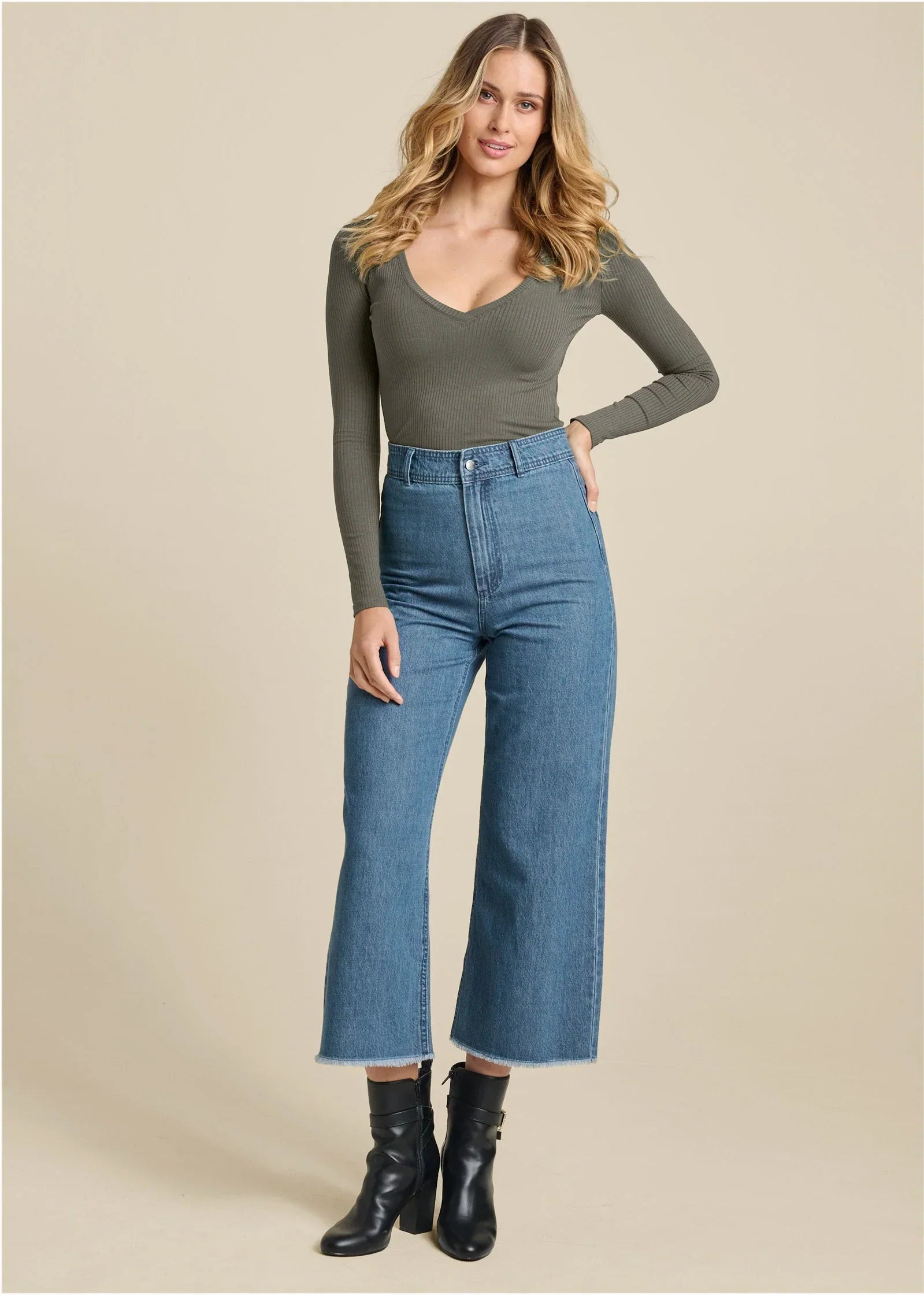 Ribbed Long Sleeve V Neck Olive