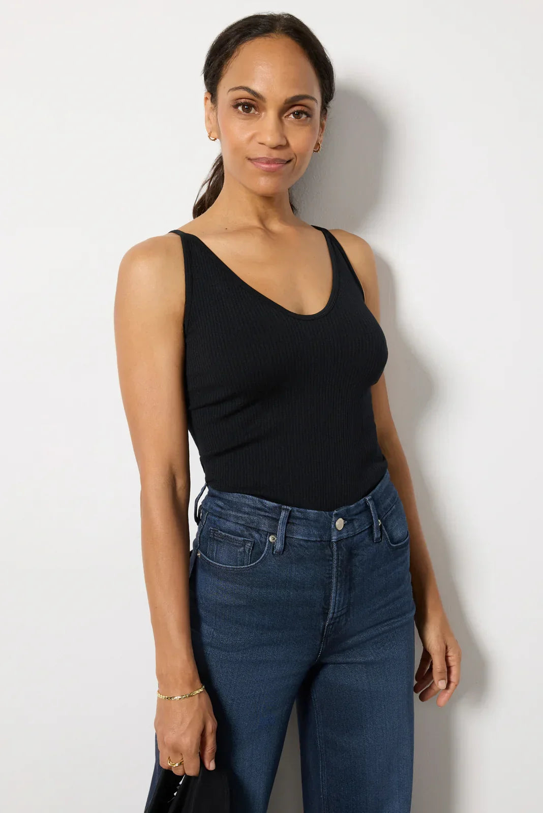 Nina Seamless V Neck Tank