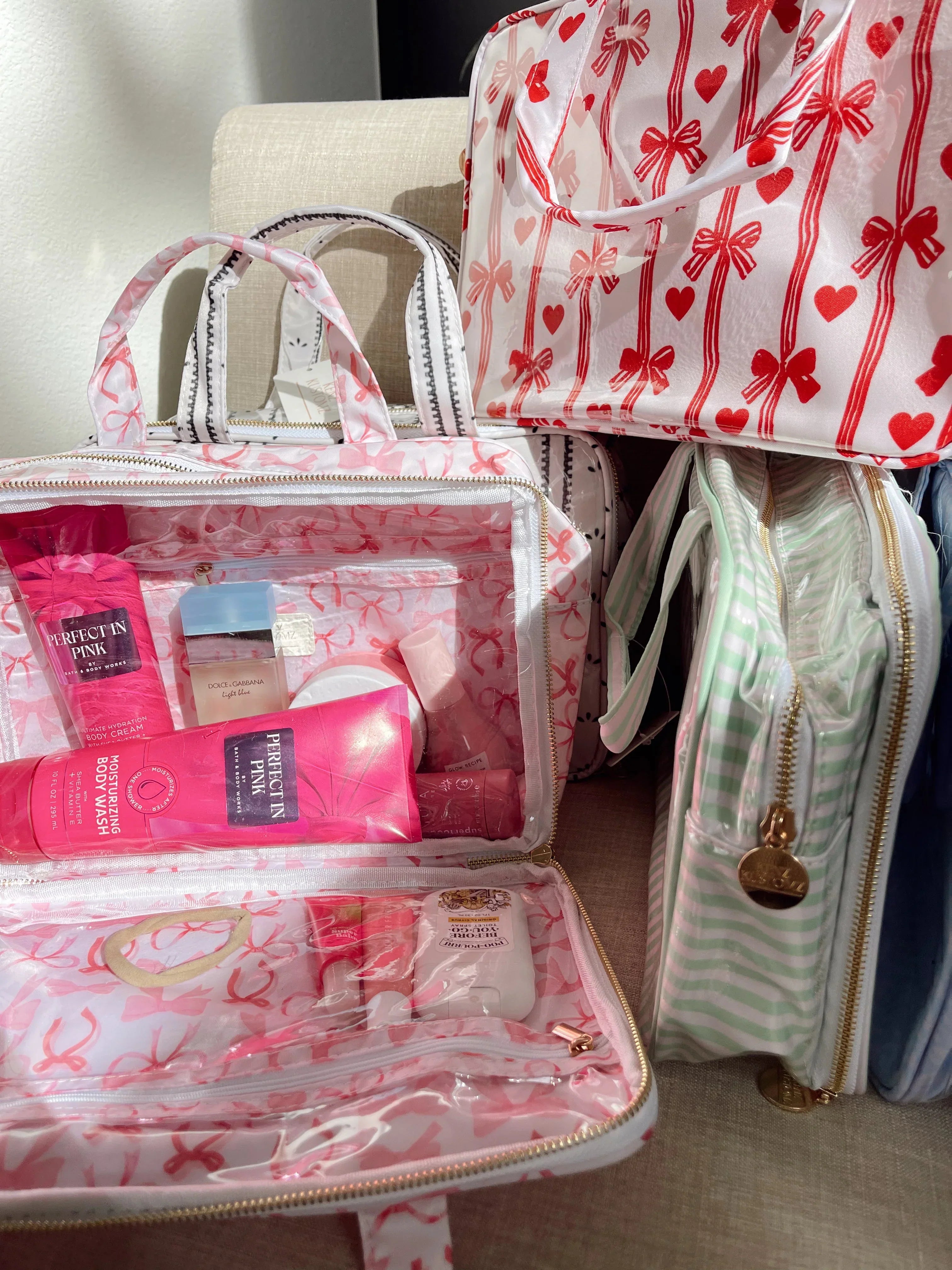 KenzKustomz Clear Coat Toiletry Case