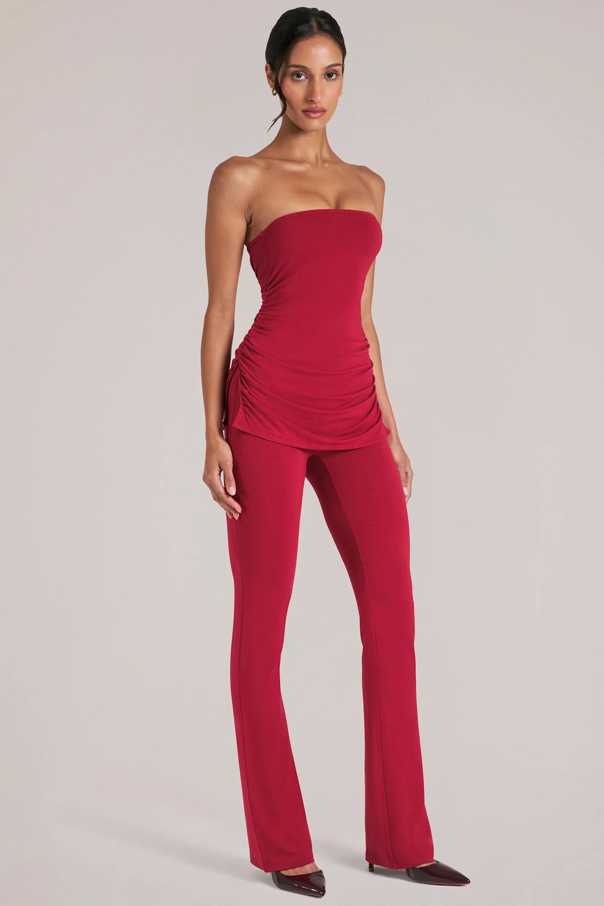 Mid Rise Fitted Trousers in Cherry Red