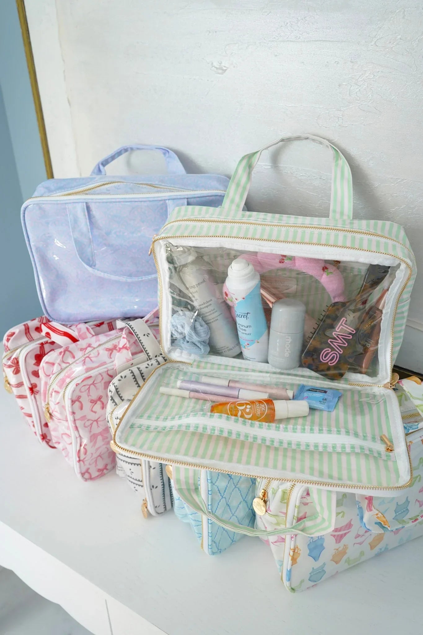 KenzKustomz Clear Coat Toiletry Case