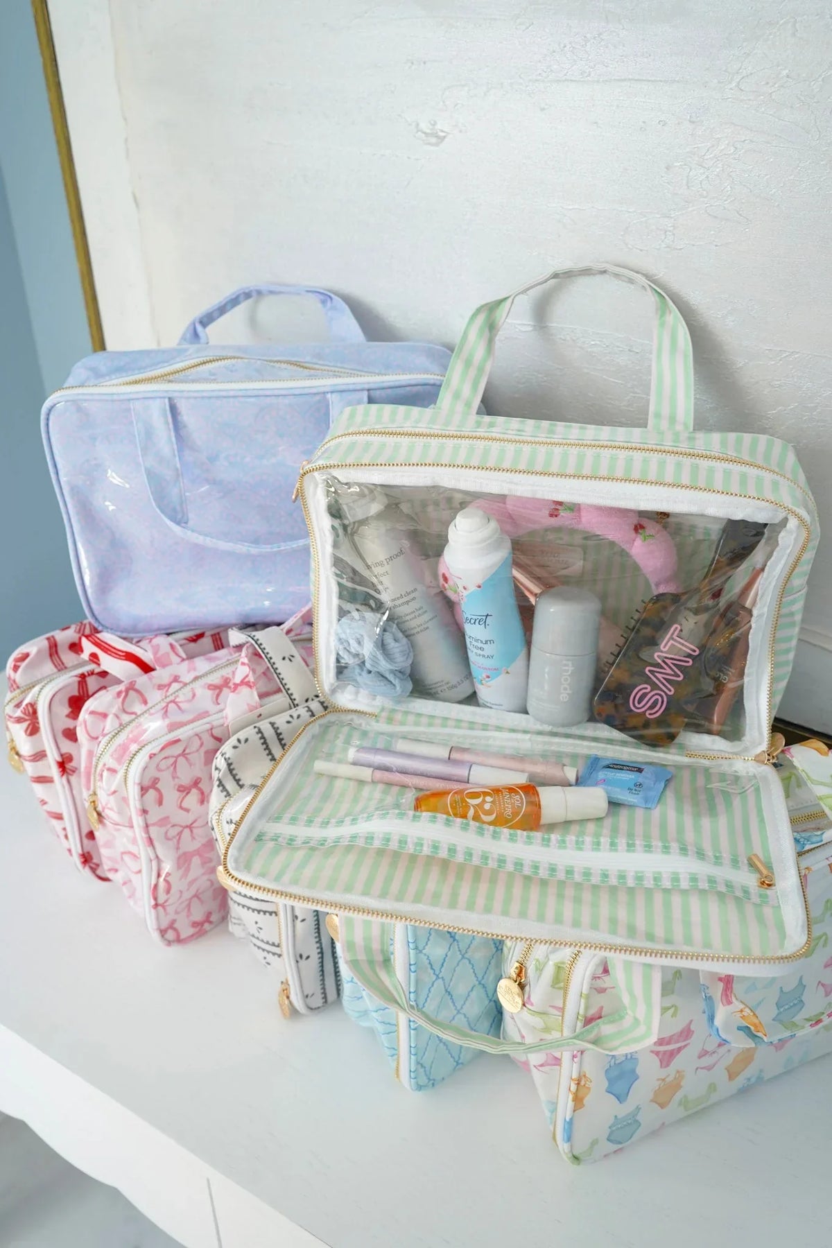 KenzKustomz Clear Coat Toiletry Case