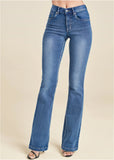Halle Bootcut Jeans Medium Wash