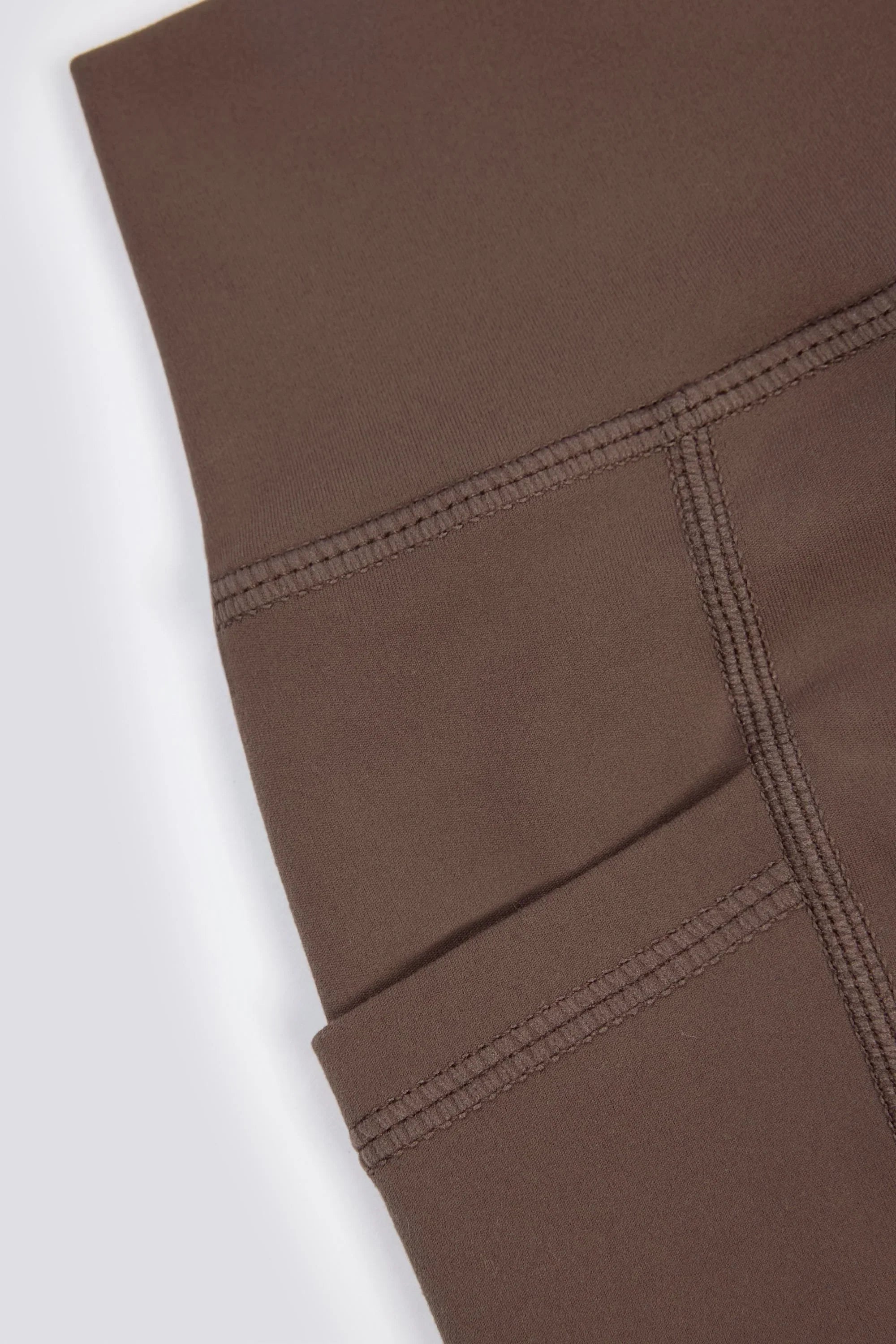 Soft Active Full Length Leggings in Cocoa