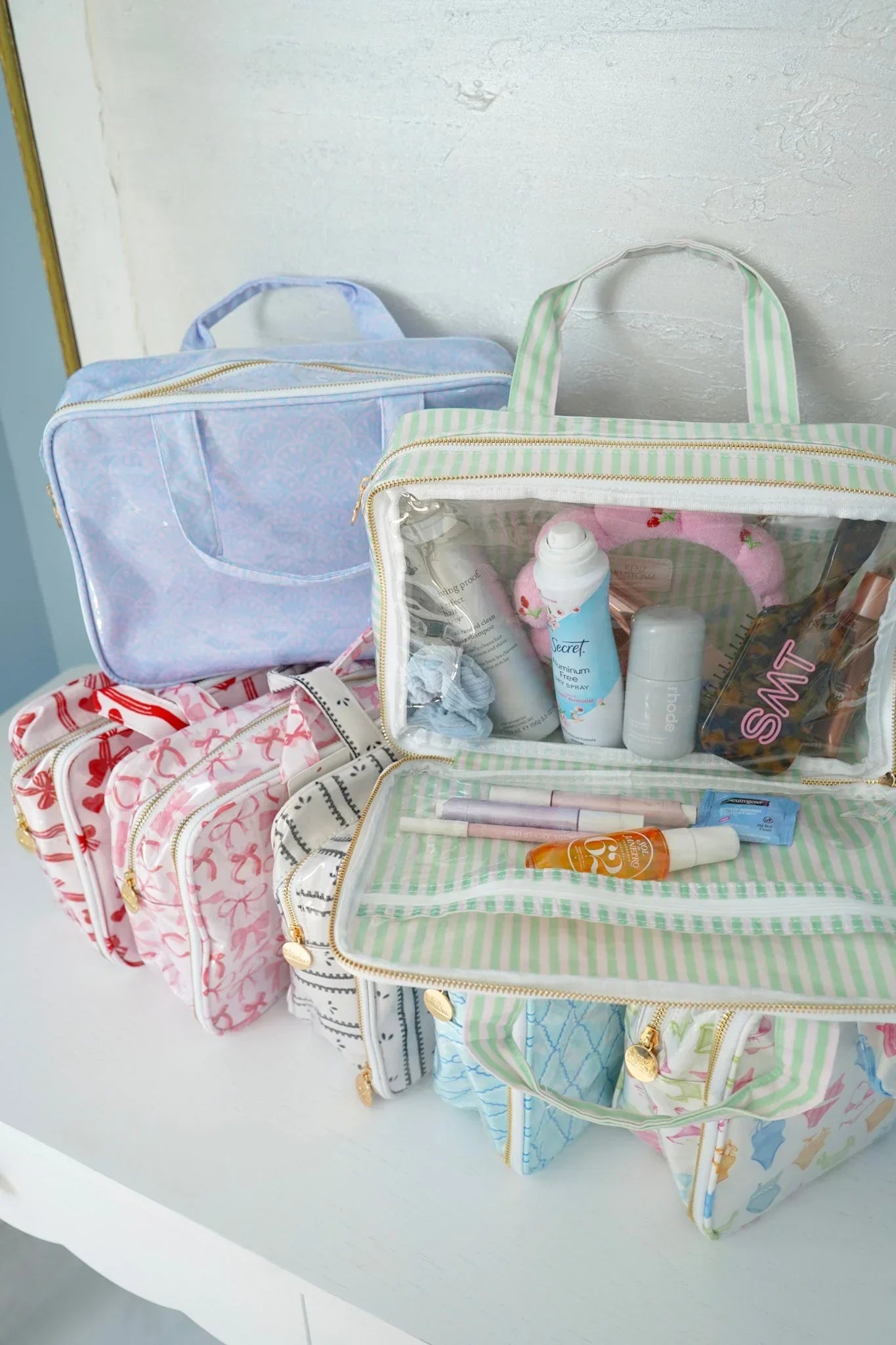 KenzKustomz Clear Coat Toiletry Case