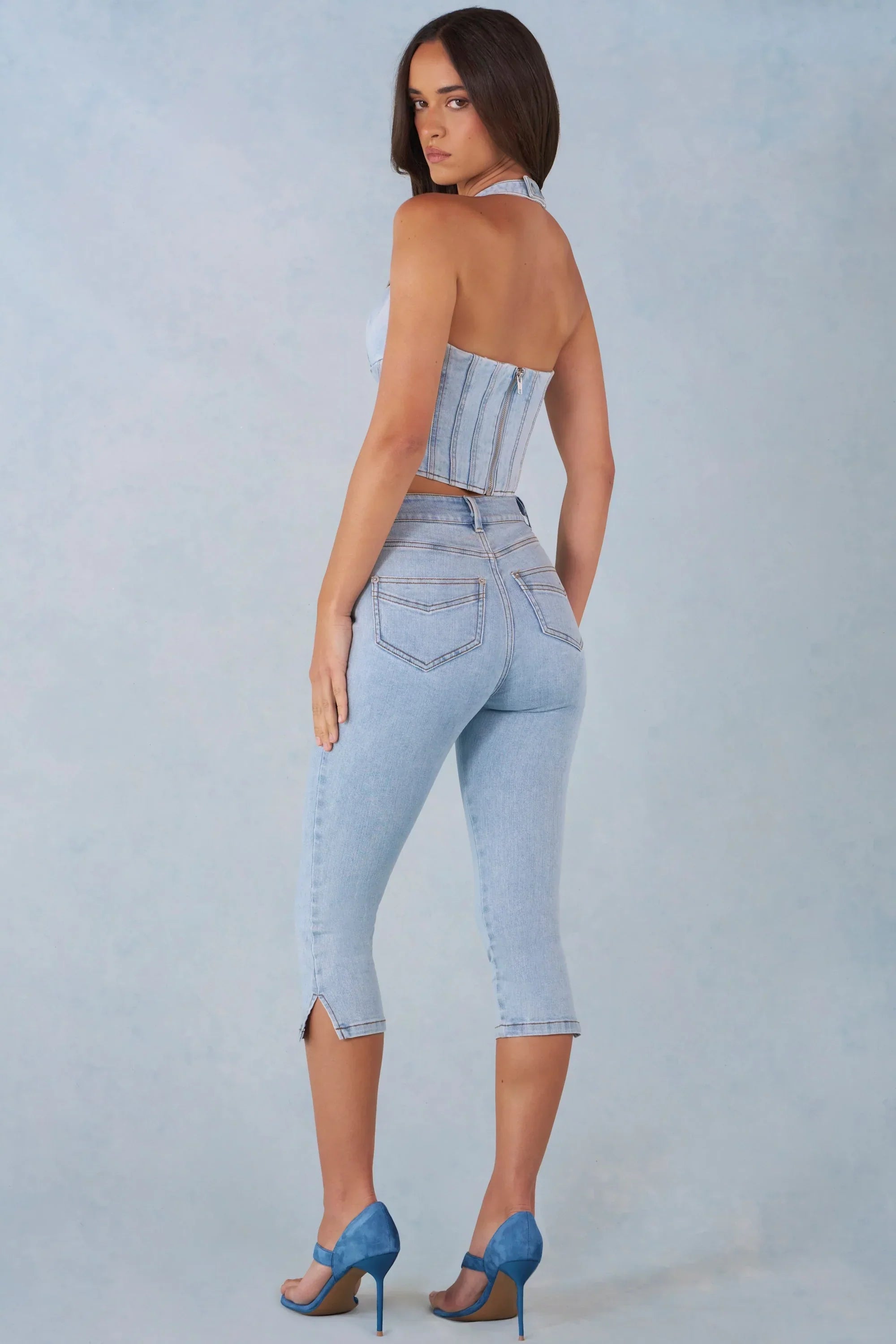 Mid Rise Denim Capri Jeans in Light Denim