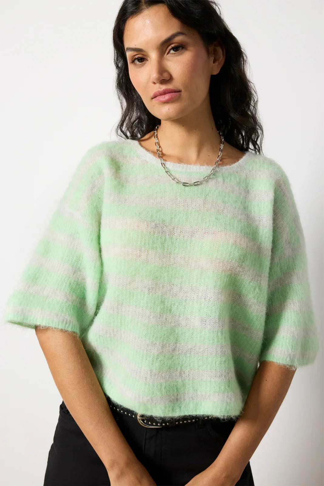 Nenybay Short Sleeve Pullover