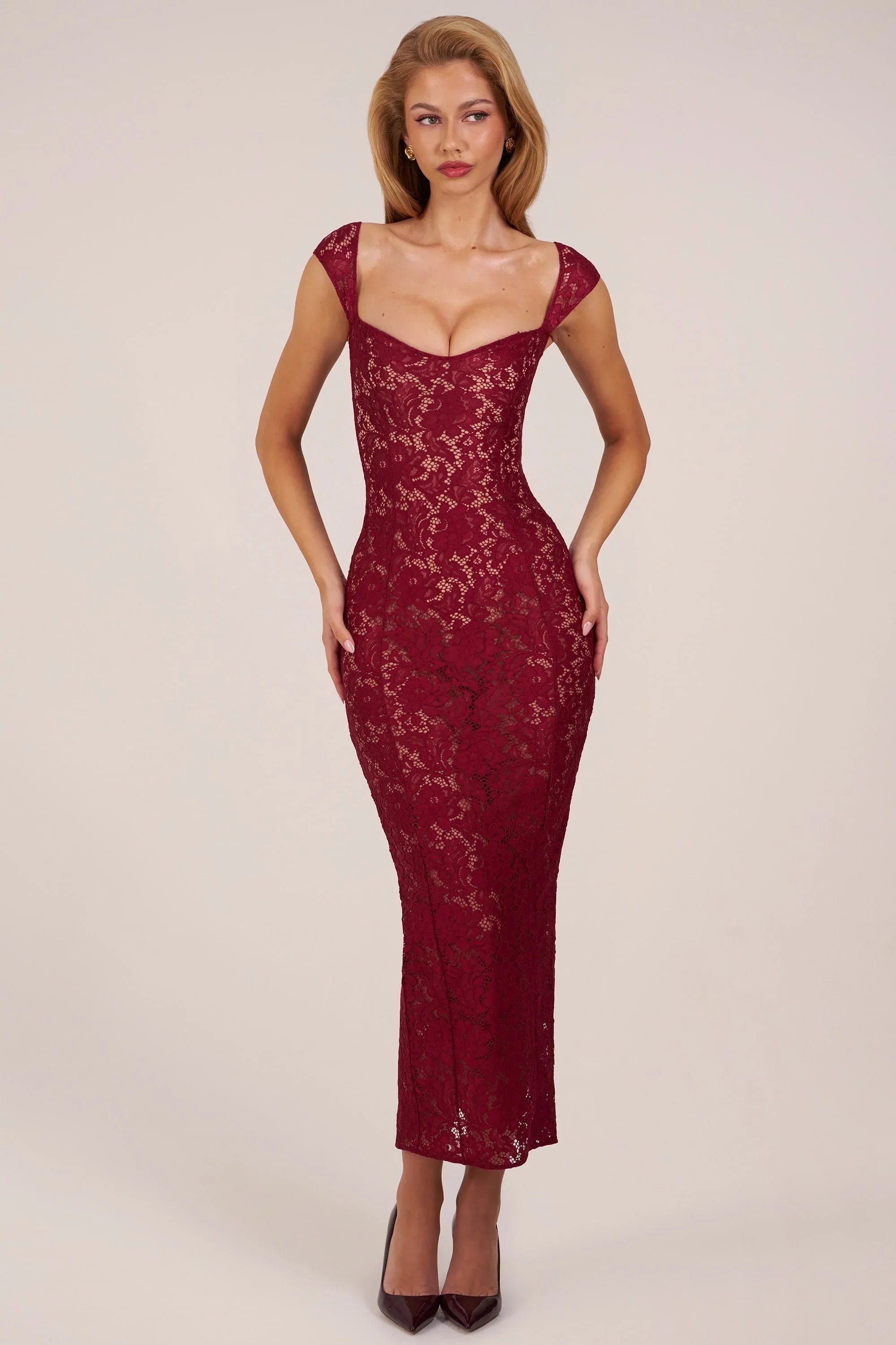 Sweetheart Neck Maxi Dress in Wine