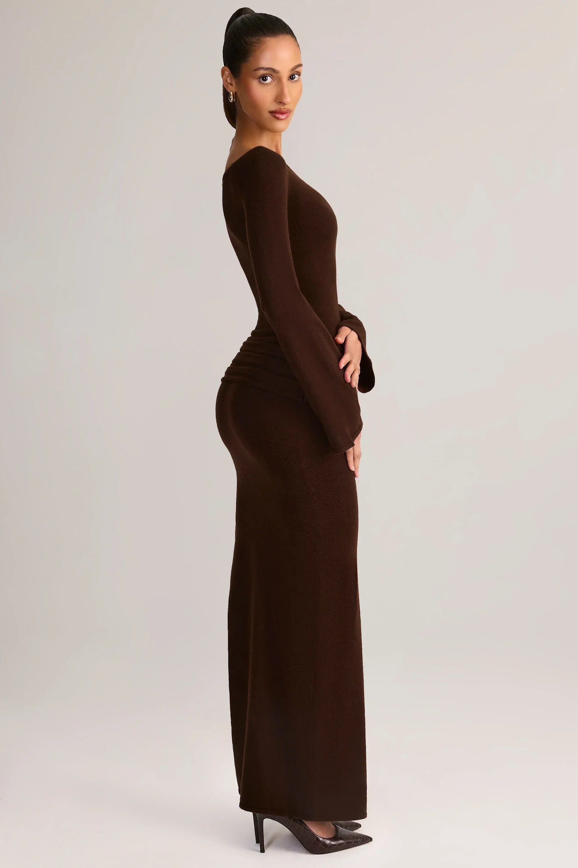 Rib Knit Boat Neck Long Sleeve Maxi Dress in Chocolate Brown